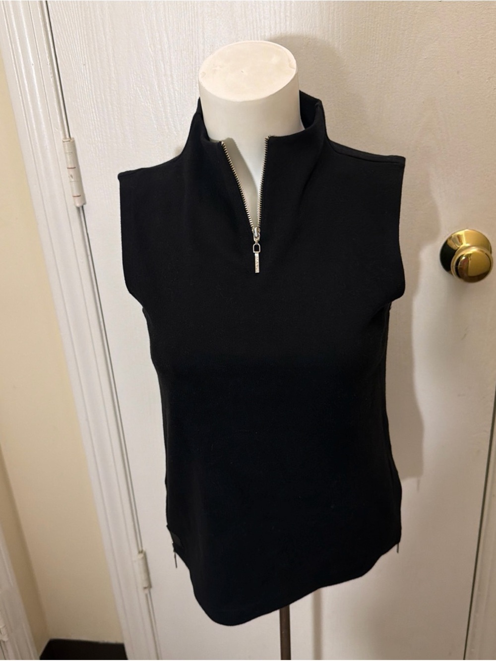 Vintage Ralph Lauren Women's Sz Medium  Black Sleeveless Polo Shirt Half zip
